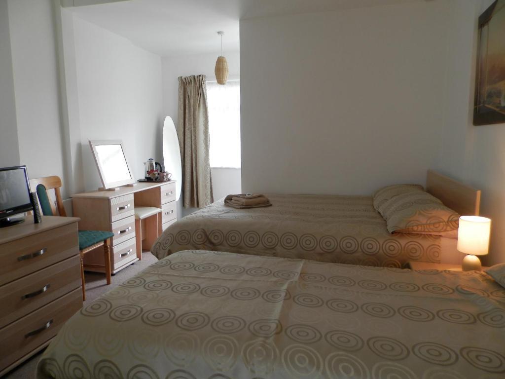 Wayside Cheer Hotel Касл Номер фото